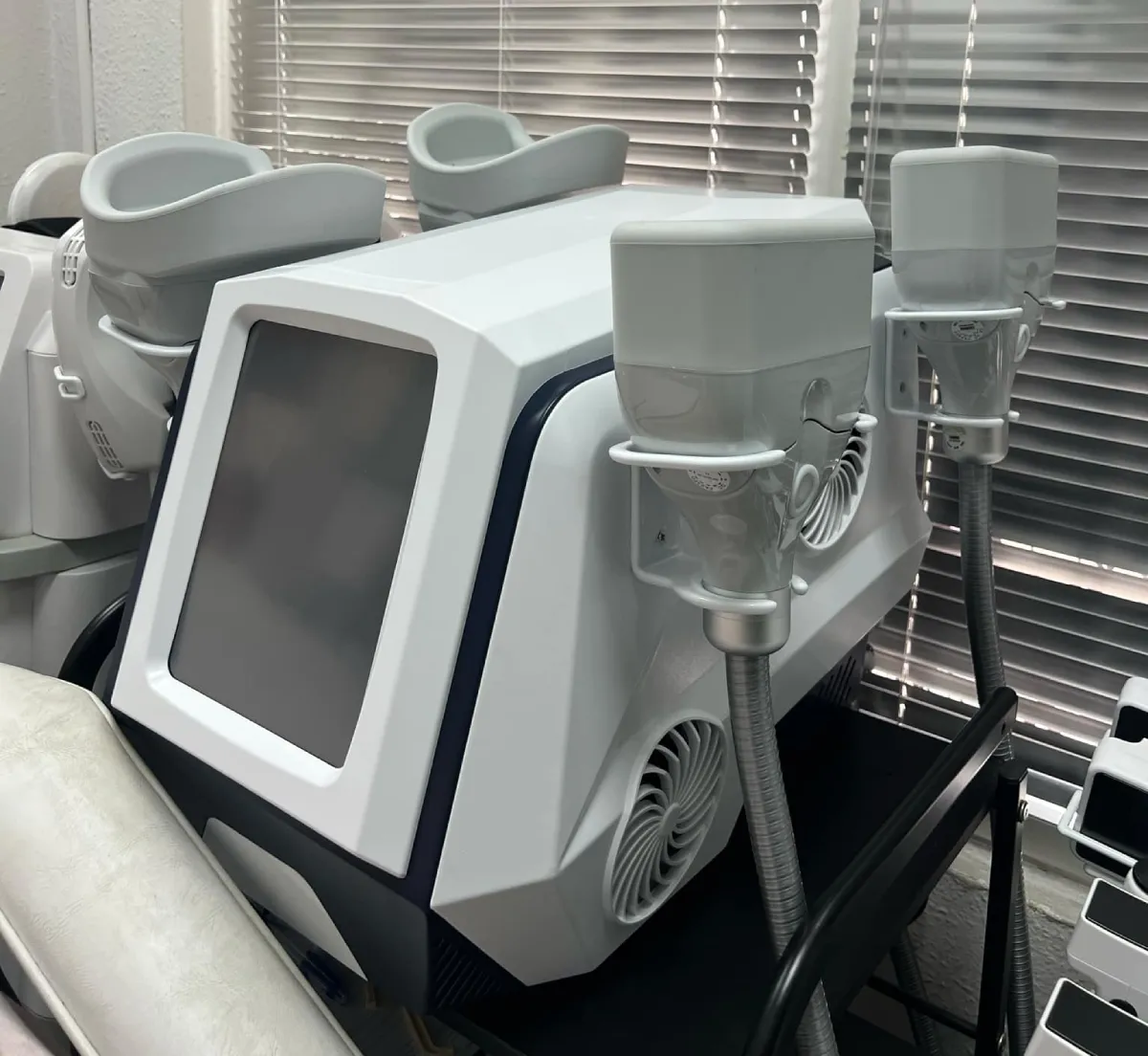 360 fokos Cryolipolízis alakformálás prémium infrashape stúdió 11 1200x1100 360 fokos Cryolipolízis alakformálás prémium infrashape stúdió 11 1200x1100